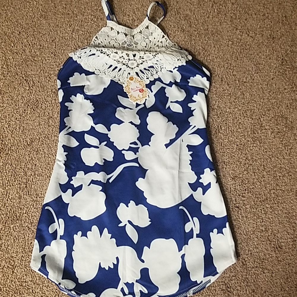 NWT Flower print summer dress